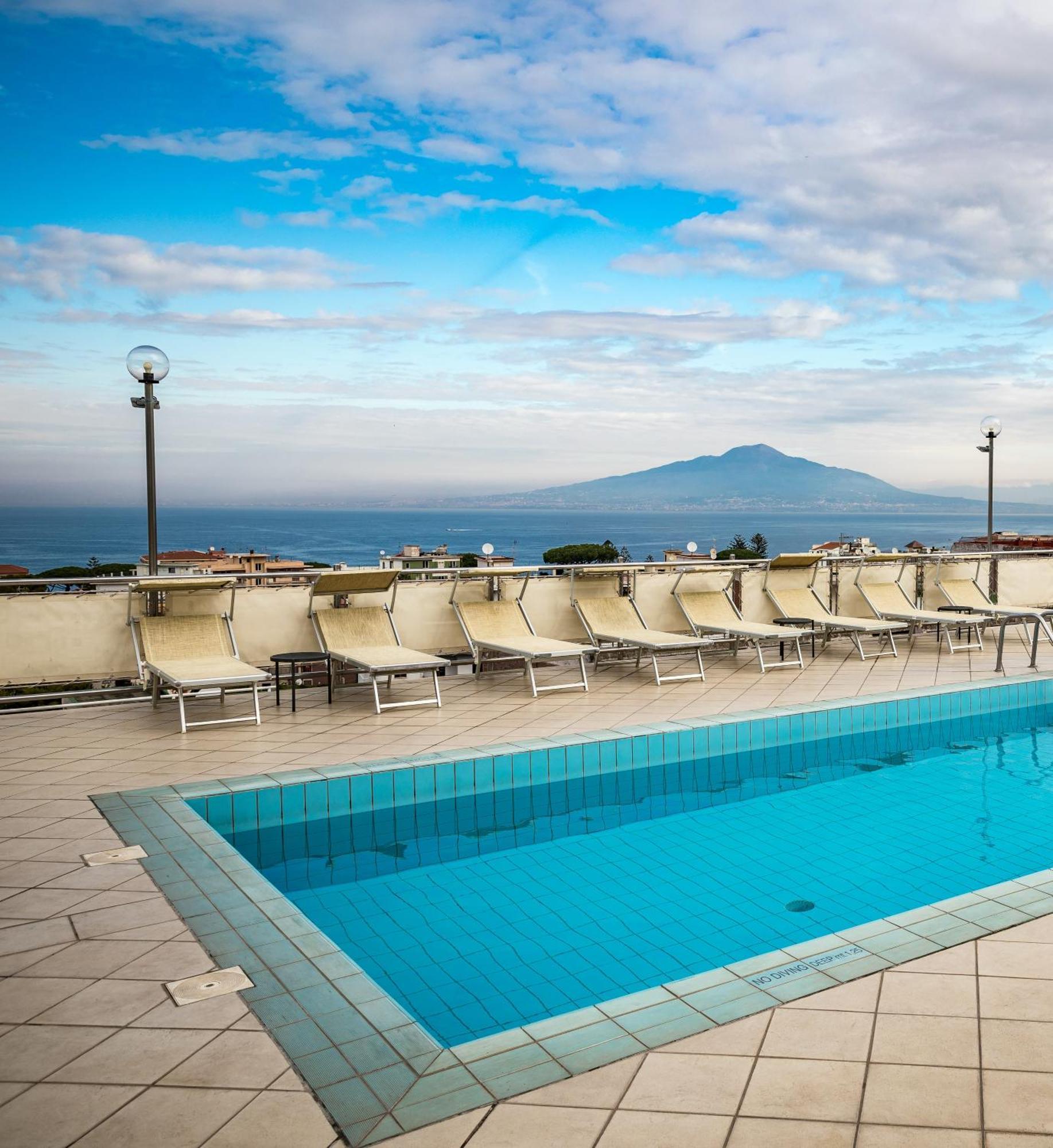 Grand Hotel Cesare Augusto سورينتو المظهر الخارجي الصورة